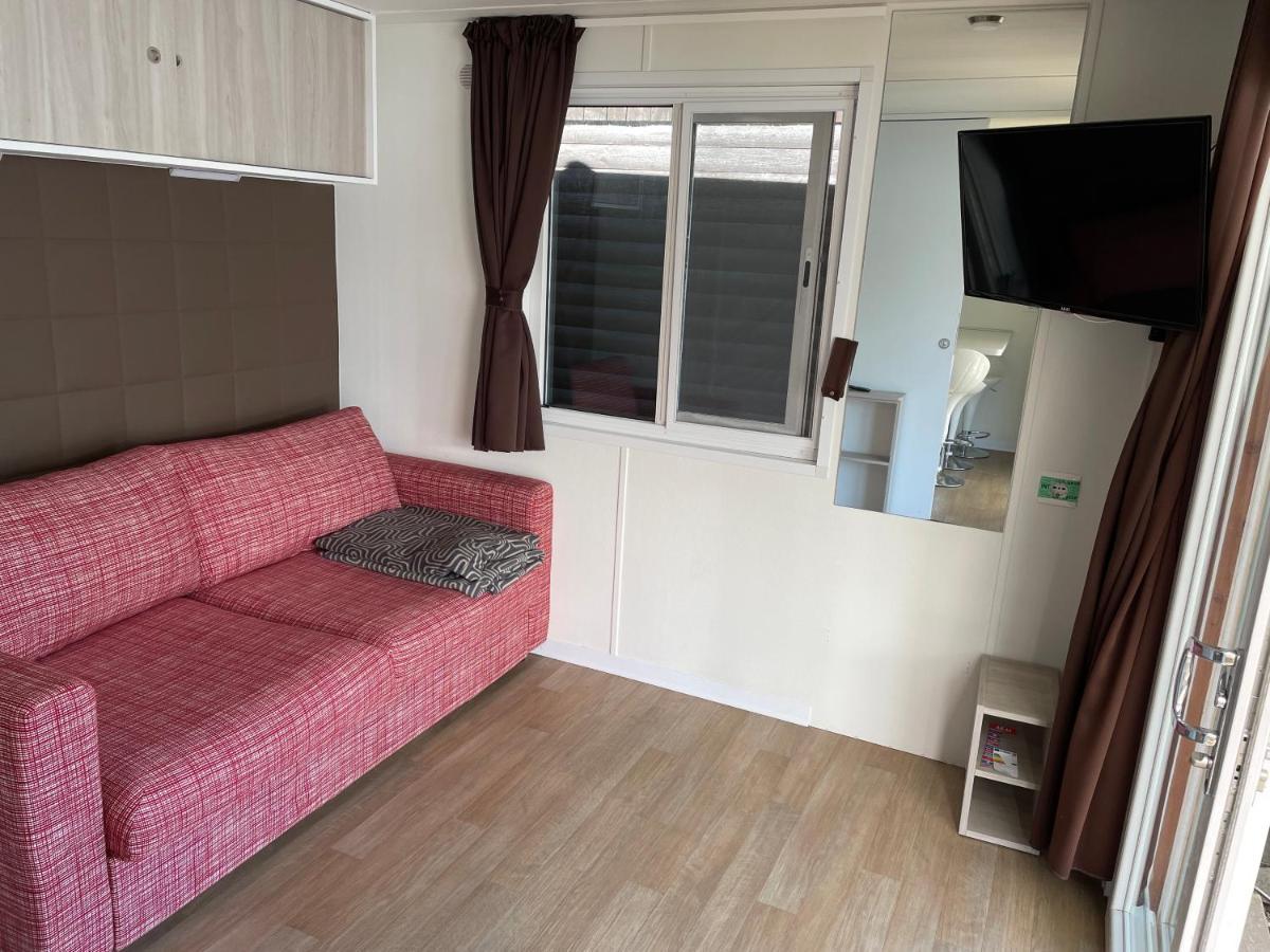 Bungalow Lido Colico Bagian luar foto