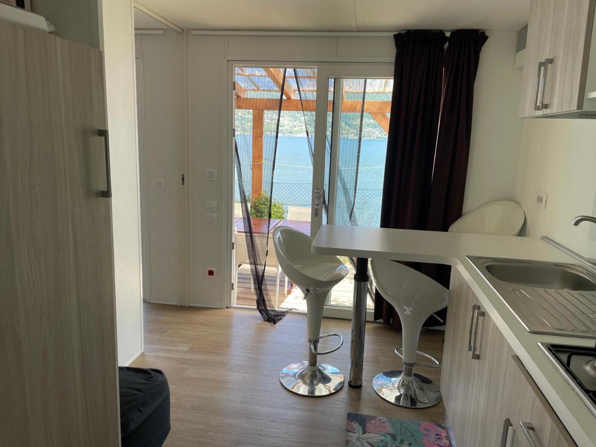 Bungalow Lido Colico Bagian luar foto